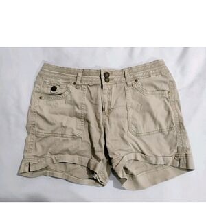 one 5 one Women's Khaki Cargo Shorts